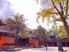 -龙华寺