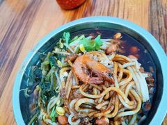 -灵山卢梅燕粉店