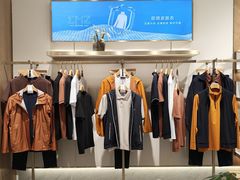 -王府井百货熙地港店