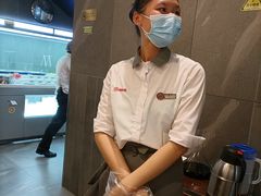 -海底捞火锅(长宁路龙之梦店)