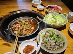 -大众跷脚牛肉馆·非遗传承单位(峨眉山店)