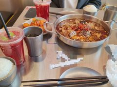 -蓉三少冒烤鸭·四川小吃集(北京首店)