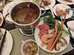 -西安唐隆国际酒店(大雁塔大唐不夜城店)