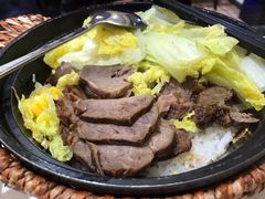 香烤牛肉煲仔饭-堂屋糖水店(愚园店)