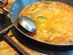 -贵厨酸汤牛肉(汇金星力城店)