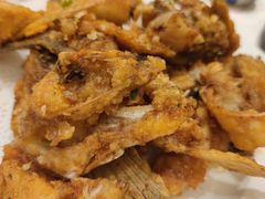 椒盐鱼骨-沙龙酒家