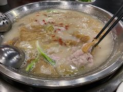 -老来福·非遗酸汤兔(凯旋路店)