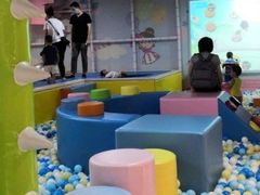 -星舰梦航(广百广场荔胜店)
