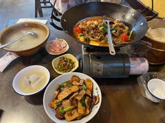 -富正毅三下锅·湘西韵味(天门山索道店)