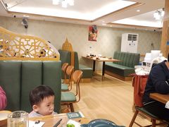 -贯贯吉·清真餐厅(浙江中路店)