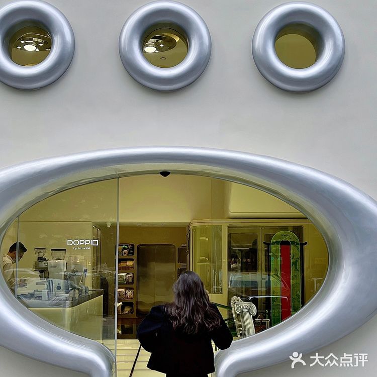 广州探店｜天河CBD的太空舱咖啡店☕️❗️