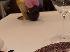 -Caprice(香港四季酒店)