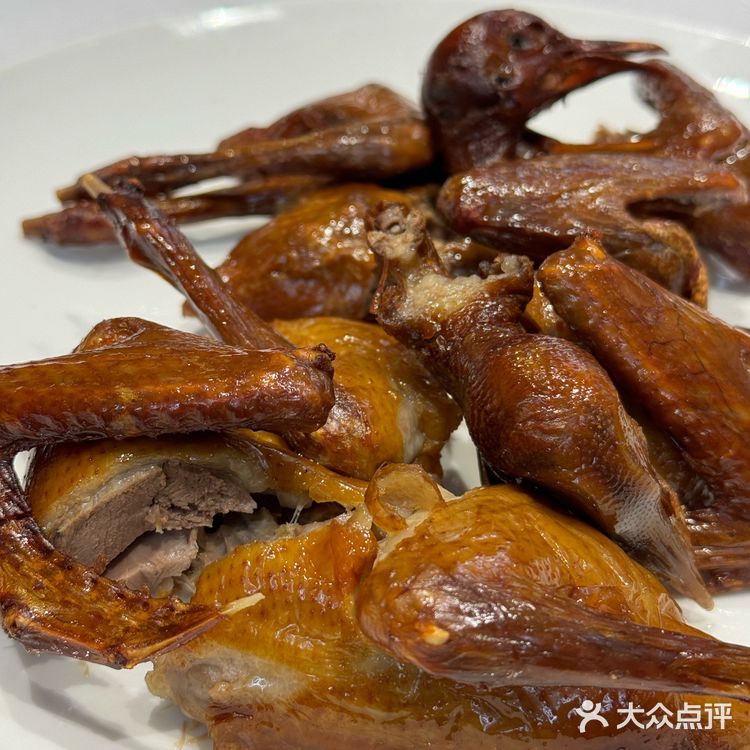 這一口潮式欖角金沙骨拯救了我的胃