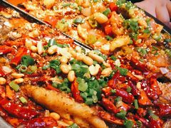-鸣记脆皮烤鱼·海鲜烤鱼(三八广场店)