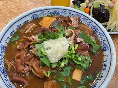 卤煮火烧-门框胡同百年卤煮(新街口店)