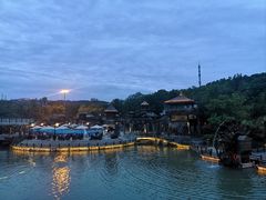 -茅山东方盐湖城景区