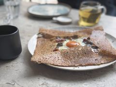 鸡蛋蘑菇熏肉荞麦可丽饼-RAC BAR(安福路店)