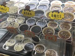 -椰爺爺·椰子冻砵仔糕