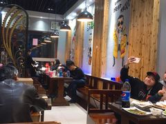 大堂-甘记凤爪烧烤(司门口黄鹤楼地铁站店)