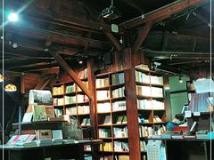 -良友书坊(安徽路店)