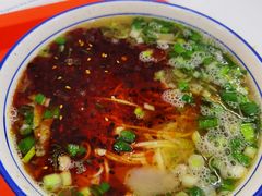 -陆元丰·兰州纯汤牛肉面(自强西路店)