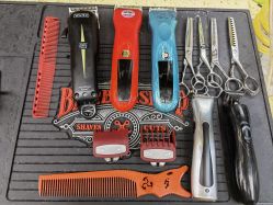 -巴伯尔男士理发馆