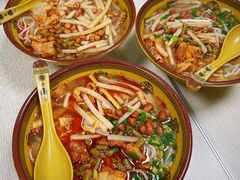 -忆螺巷螺蛳粉(步行街小巷店)