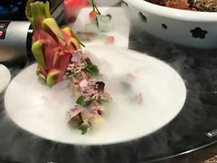 红酒鹅肝配奇异果-小广寒电影艺术餐厅(小广寒经三路店)