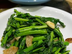 -郑猛记石岐鸽主题餐厅(长江店)