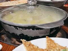 -侠成水上农庄(工业大道店)