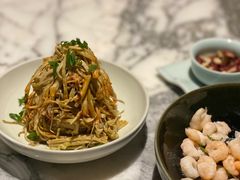 天目笋干炝双菇-湖滨28中餐厅·西湖宴·杭州君悦酒店