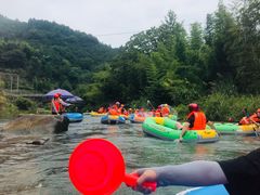 -虎啸峡漂流