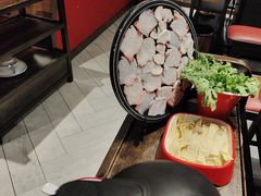 -醉董牛川派鲜肉自选火锅(烟台店)