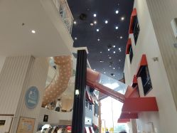 -奈尔宝·儿童乐园·亲子餐厅(华采天地店)