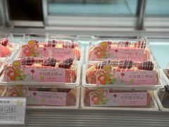 -奈雪的茶(百盛店)