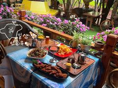 -月亮眼花园餐厅书吧酒吧