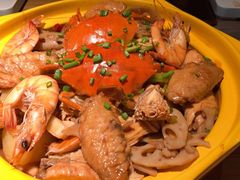 -多嘴肉蟹煲(万达店)