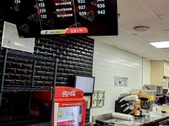 -达美乐比萨(红山店)