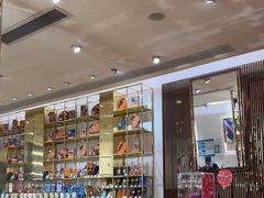 -VENCHI 闻绮(上海佛罗伦萨小镇店)
