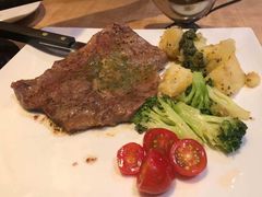 -必胜客(城西银泰店)