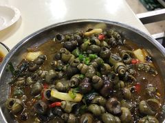 -虾弄弄海派小龙虾·牛羊蝎子火锅