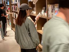 -茑屋书店(天目里店)