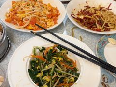 -汗腾格里·风味餐厅(新疆驻京办店)
