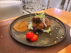香煎菲力牛排配黑椒汁-红房子西菜馆(淮海中路店)