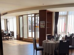 -静之湖湖畔餐厅