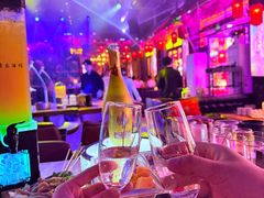 -喜鹊音乐酒馆(西街店)