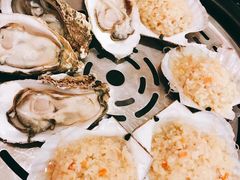 蒜蓉粉丝蒸扇贝-日进一片海.生腌海鲜火锅.宵夜烧烤(三里屯总店)