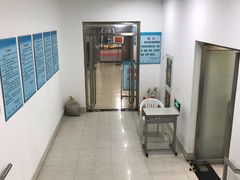 -医科大学游泳馆