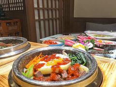 -明洞阿姨·韩式酱蟹烤肉·创意料理(三元桥店)