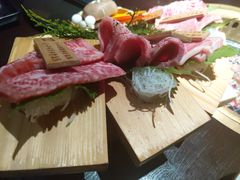 -山川小町·极番烧肉(新地假日广场店)